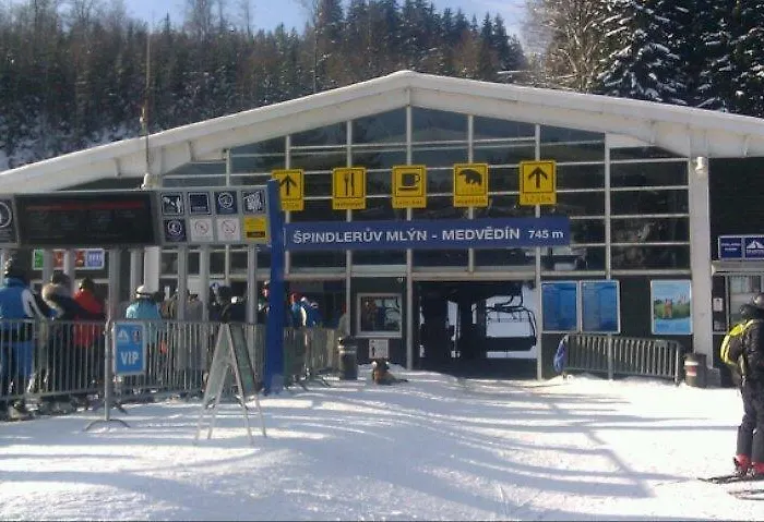 Chalet 255 *